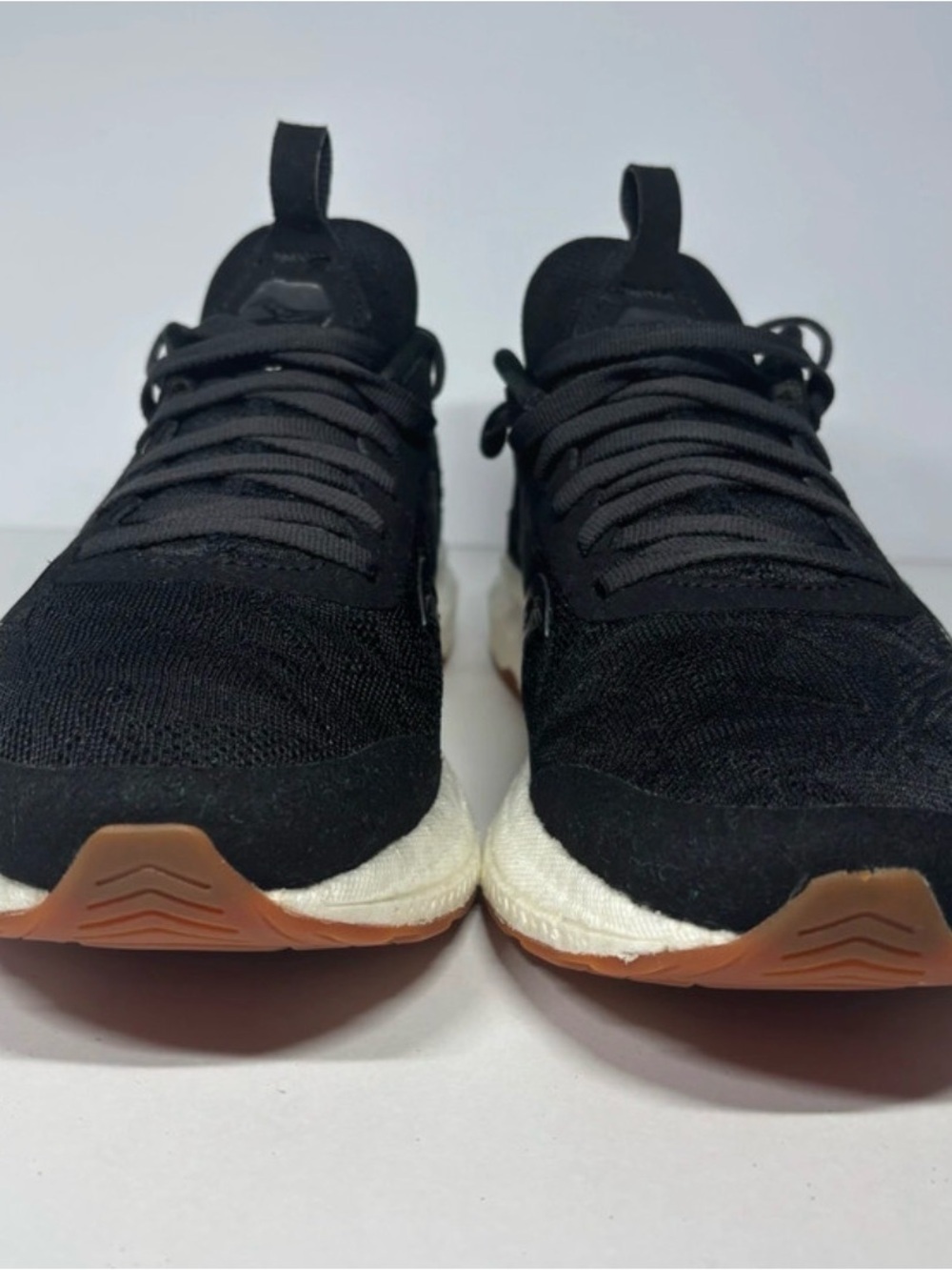 Saucony Women's Black and White Running Sneakers - Picture 2 of 9